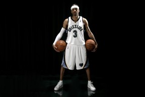 萨拉赫回归赛场，赛事规则更新首场状态亮眼，独行侠观众沸腾！-爱游戏全站